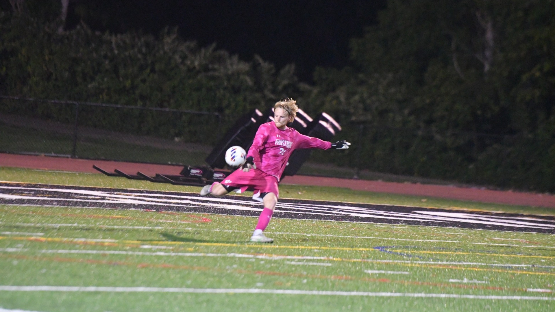Emerson Punt vs WU 26