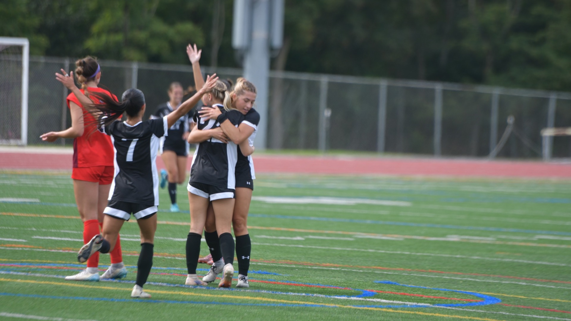 WSOC Team Hug v Ship 26