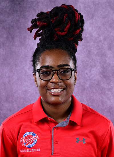 Laniyah Davis WBB manager 24