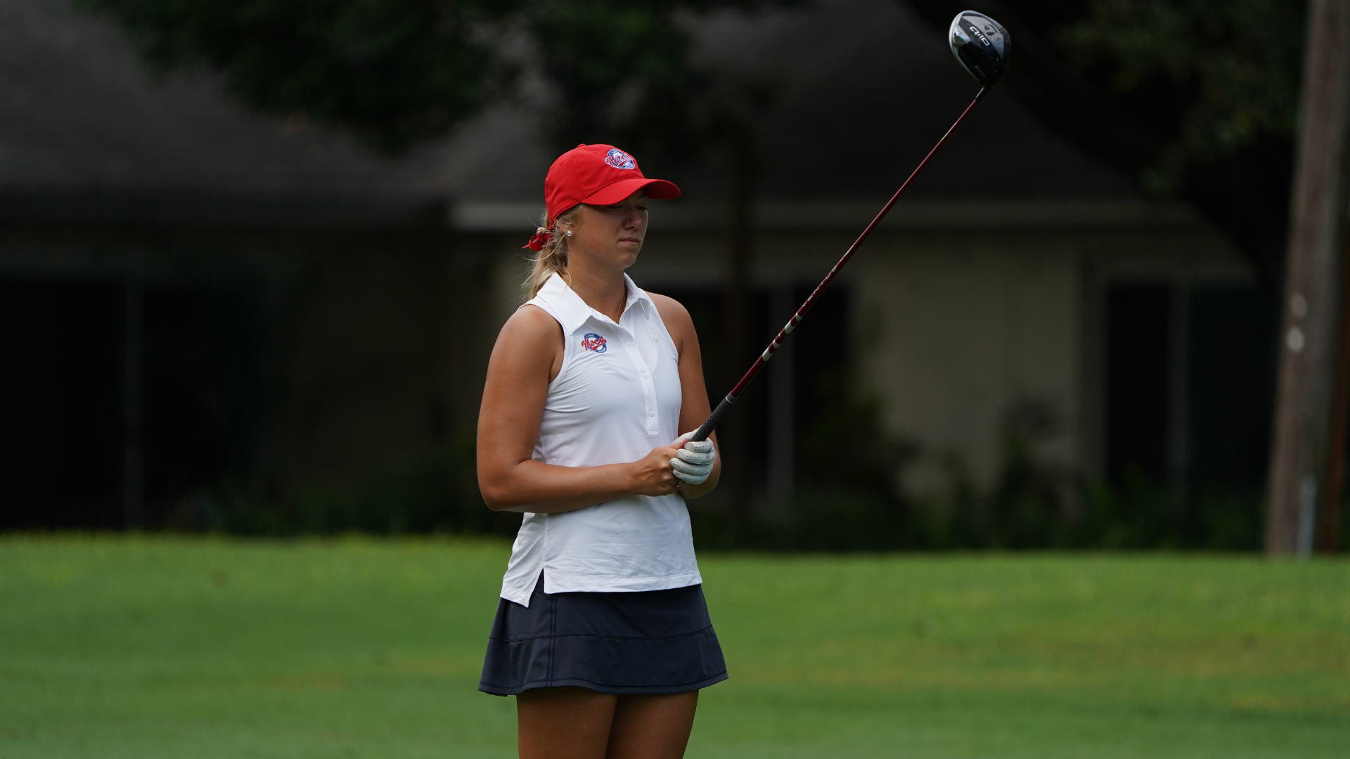 Ava La Belle lining up drive