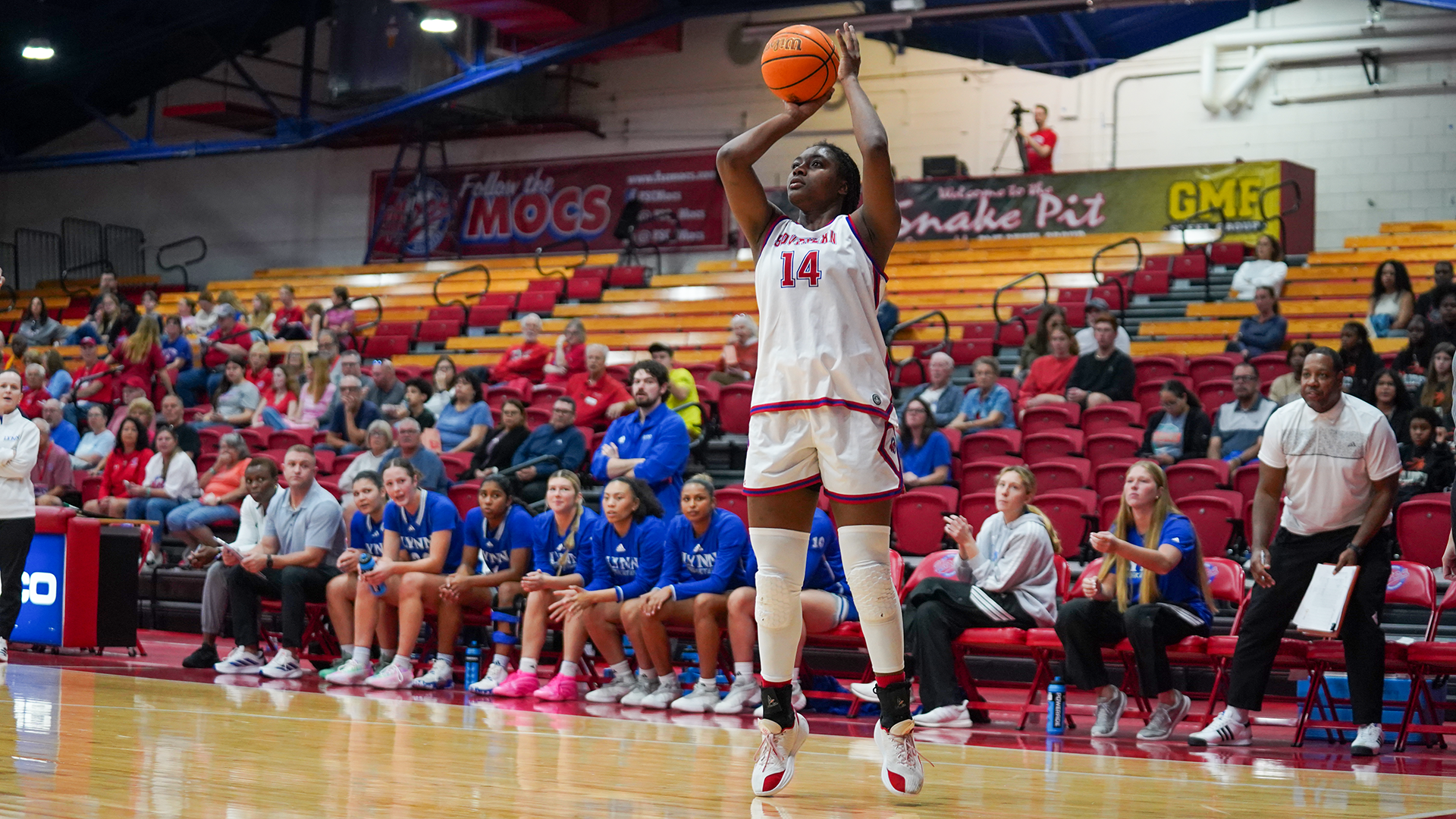 Nia Blocton Shooting against Lynn