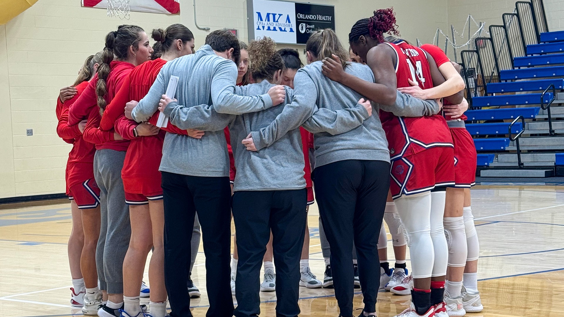 Women's Basketball at Rollins Team Huddle Pregame