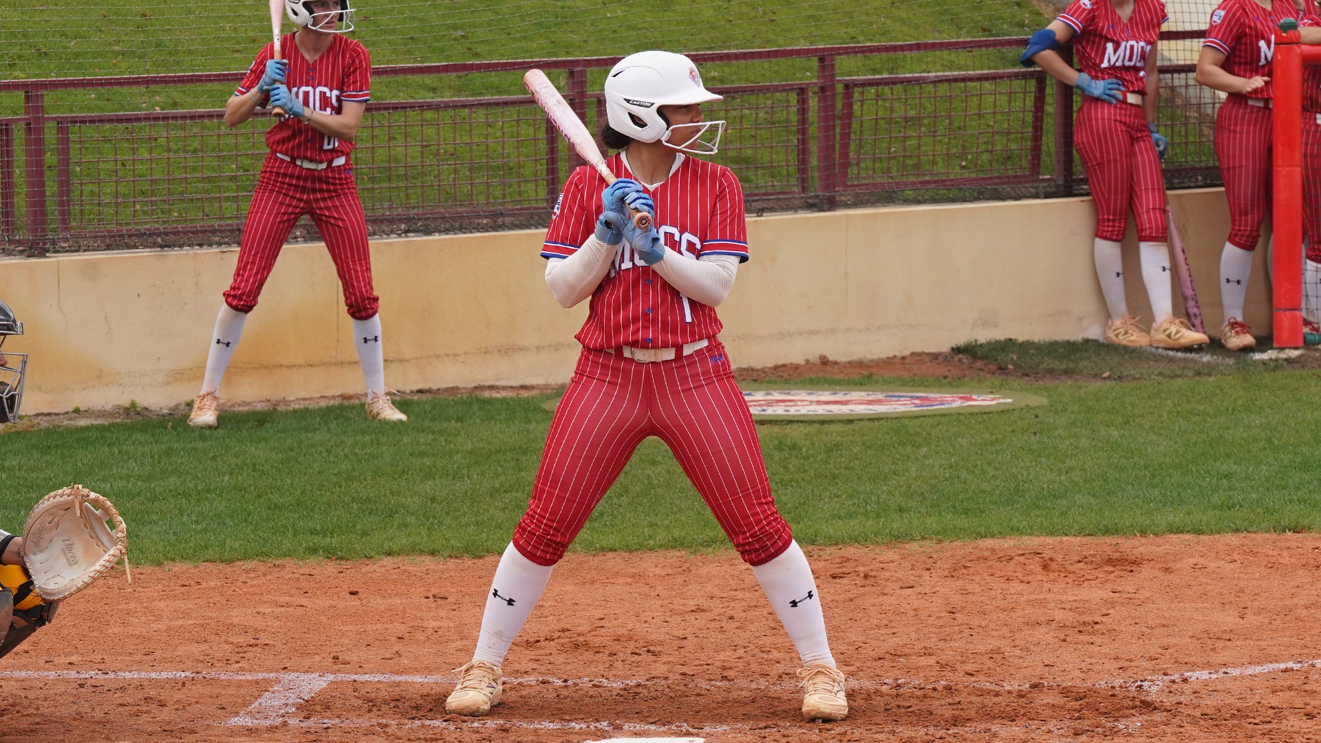 Nei Nei De Jesus Waiting for the pitch against Lander