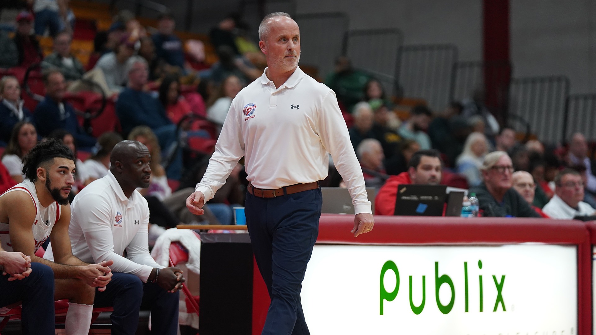 Mike Donnelly sideline 2025-26