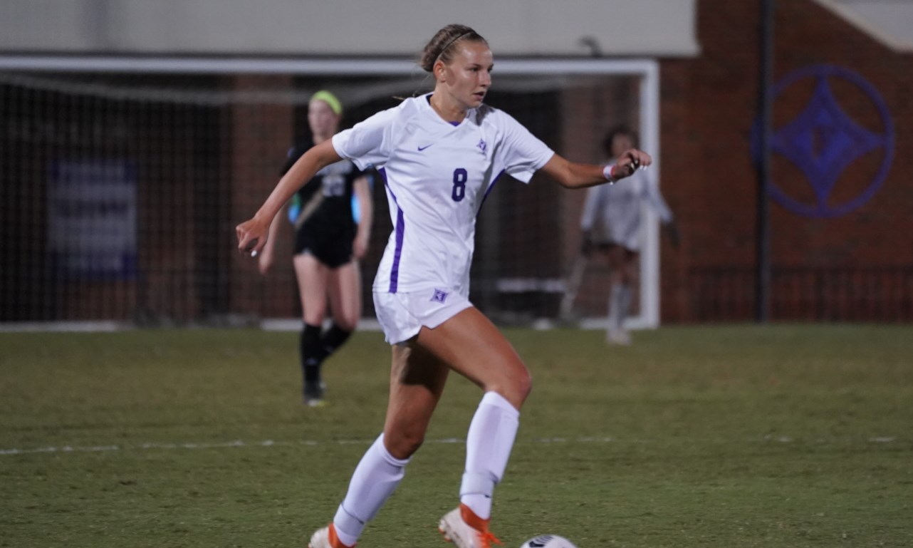 Julia Nicholas 2022 Women's Soccer Furman University