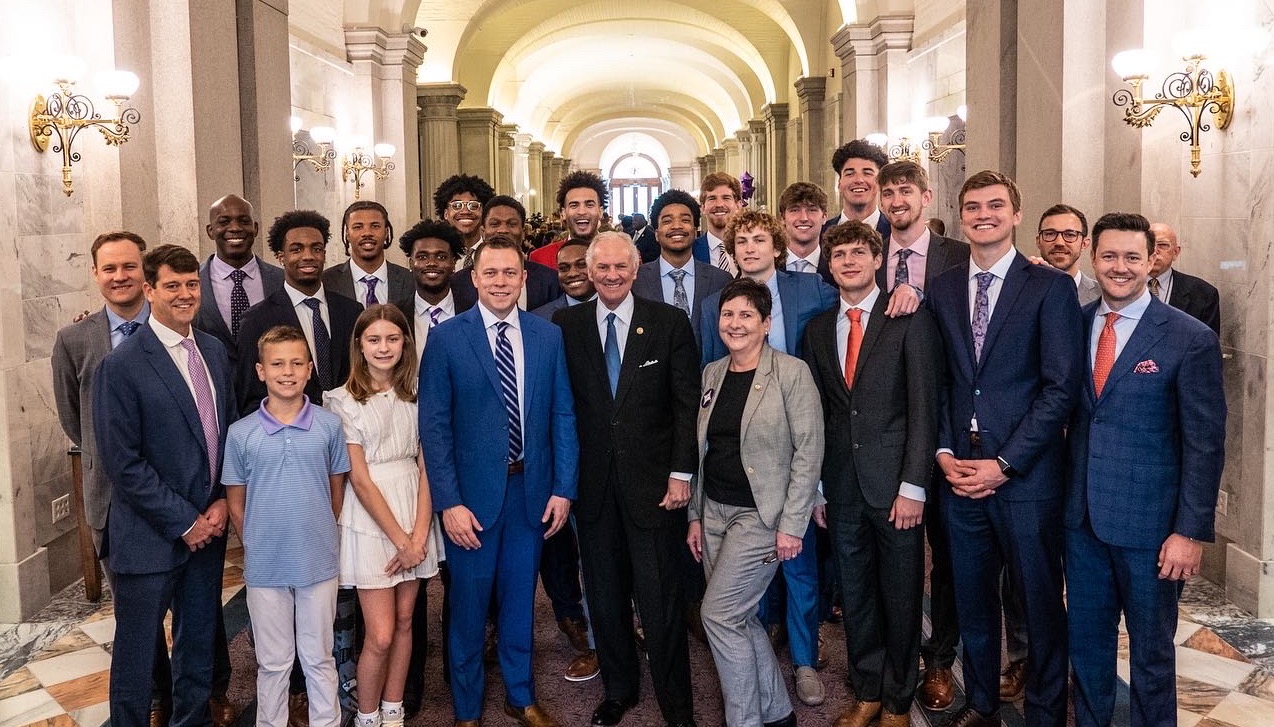 Furman Men's Basketball Honored At South Carolina Statehouse Furman