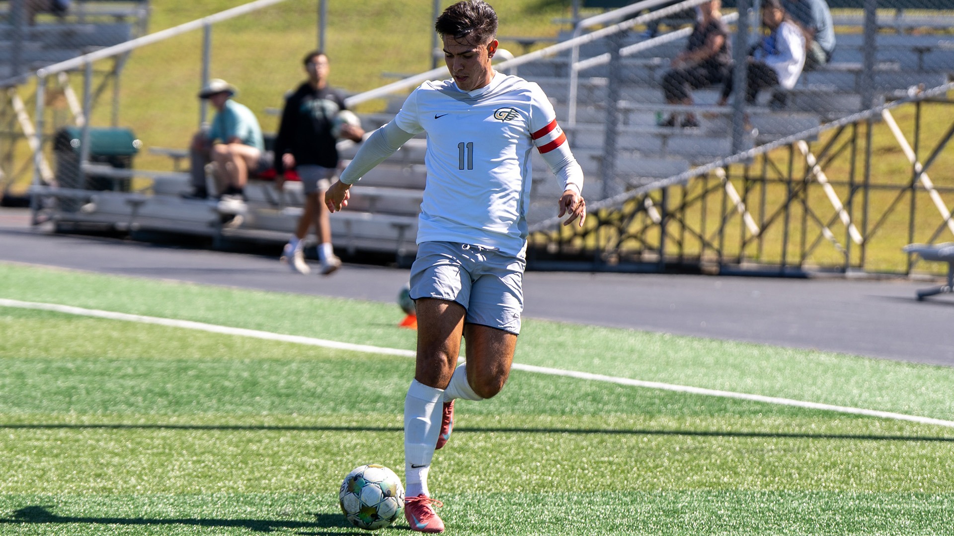 Contrera dribbling action