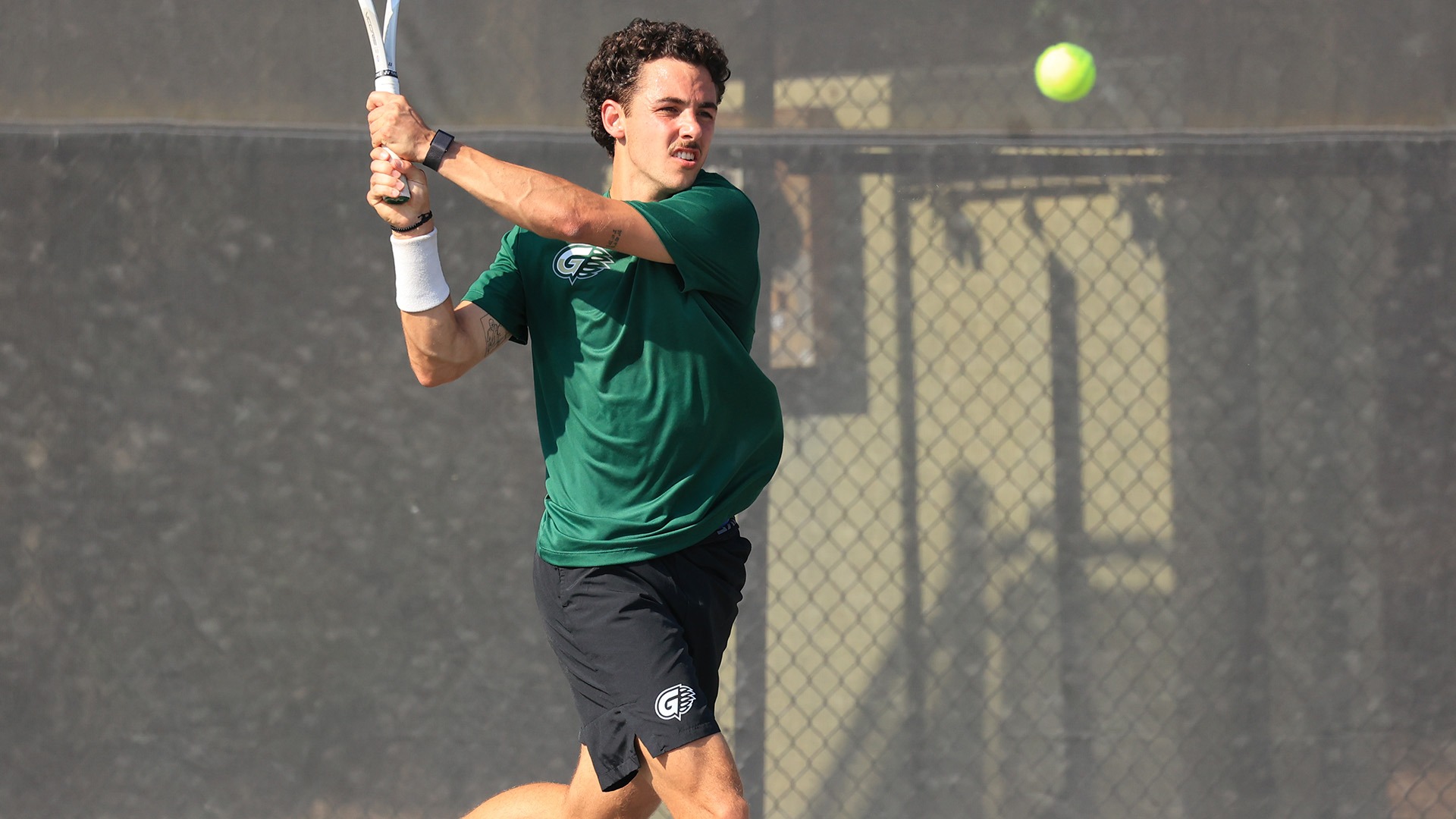 Francisco Sampedro backhand