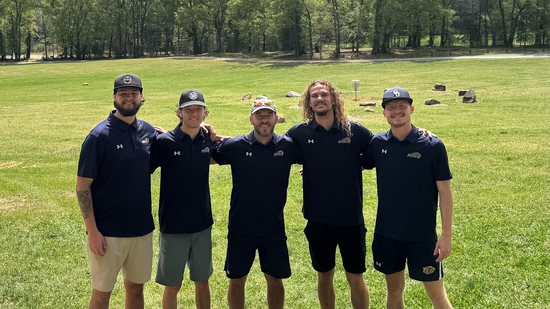 Group picture of Gallaudet's Disc Golf team at College Disc Golf National Championships
