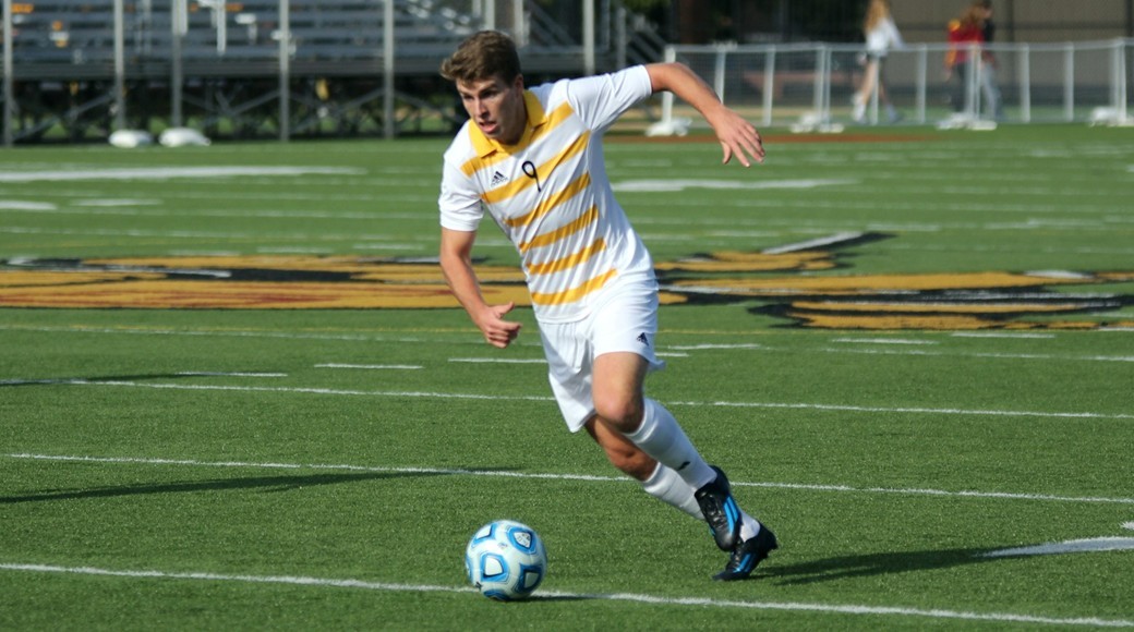 Gannon Men's Soccer Team Opens Weekend Road Trip with 32 Overtime