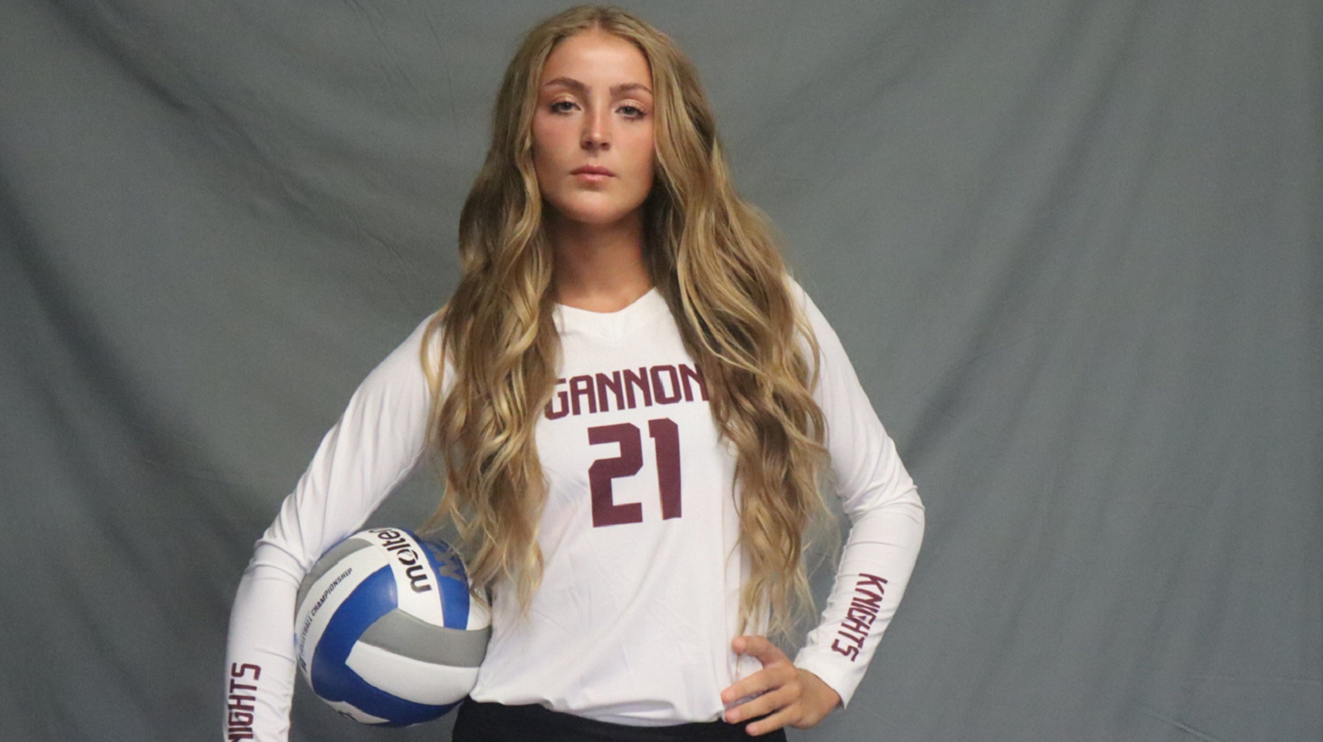 Transfer Blevins helps Gannon top Missouri S&T in volleyball season