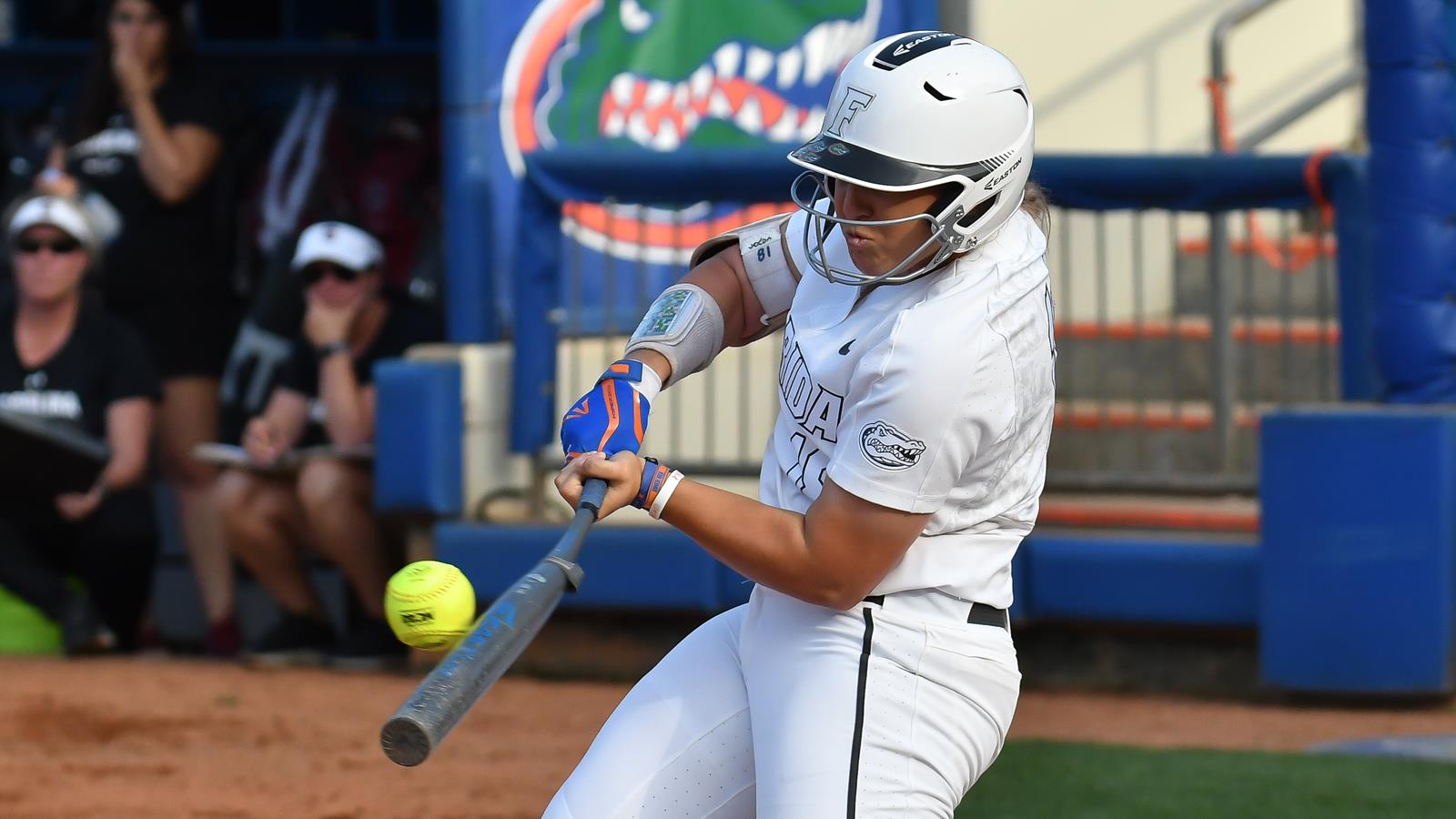 Amanda Lorenz - Softball - Florida Gators