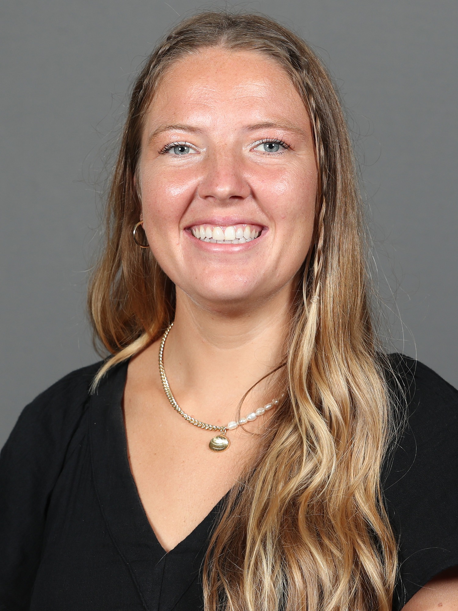 Hallie  Merz