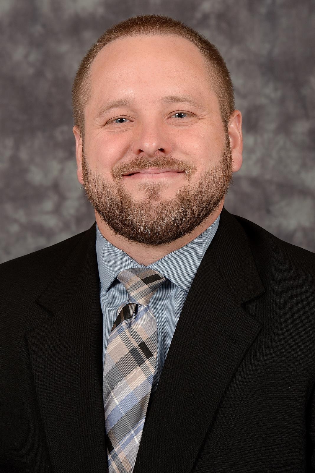 Scott Burns Headshot