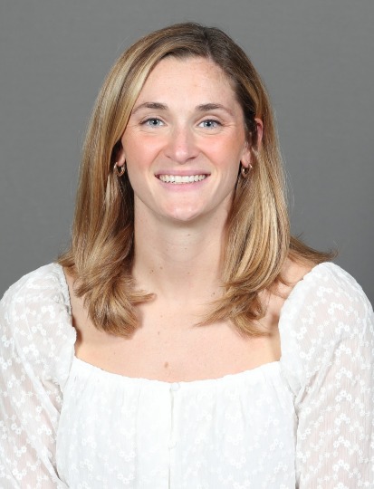 Swimming Assistant Coach Annie Lazor