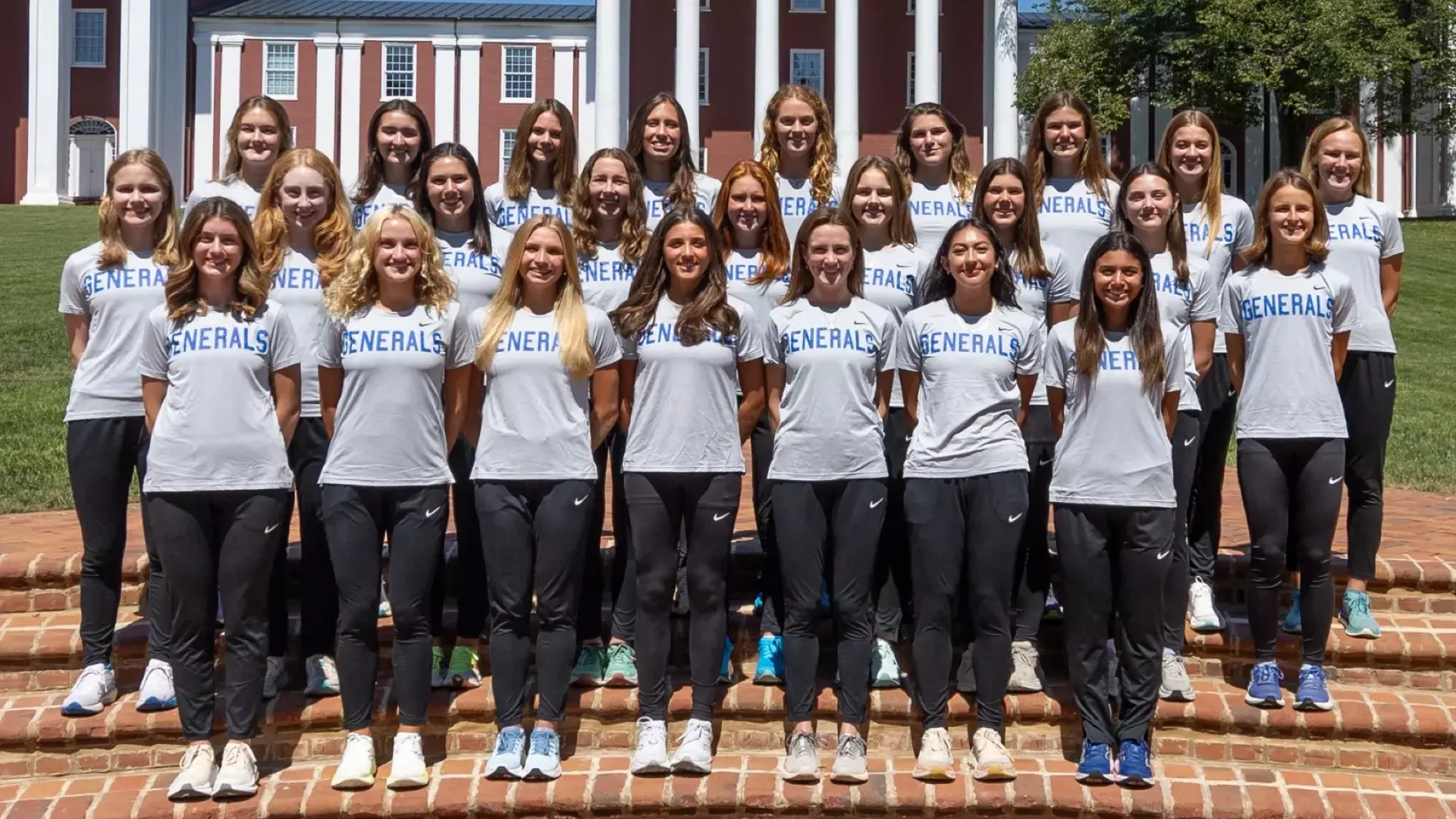 Women's Cross Country Team Picture 2024 