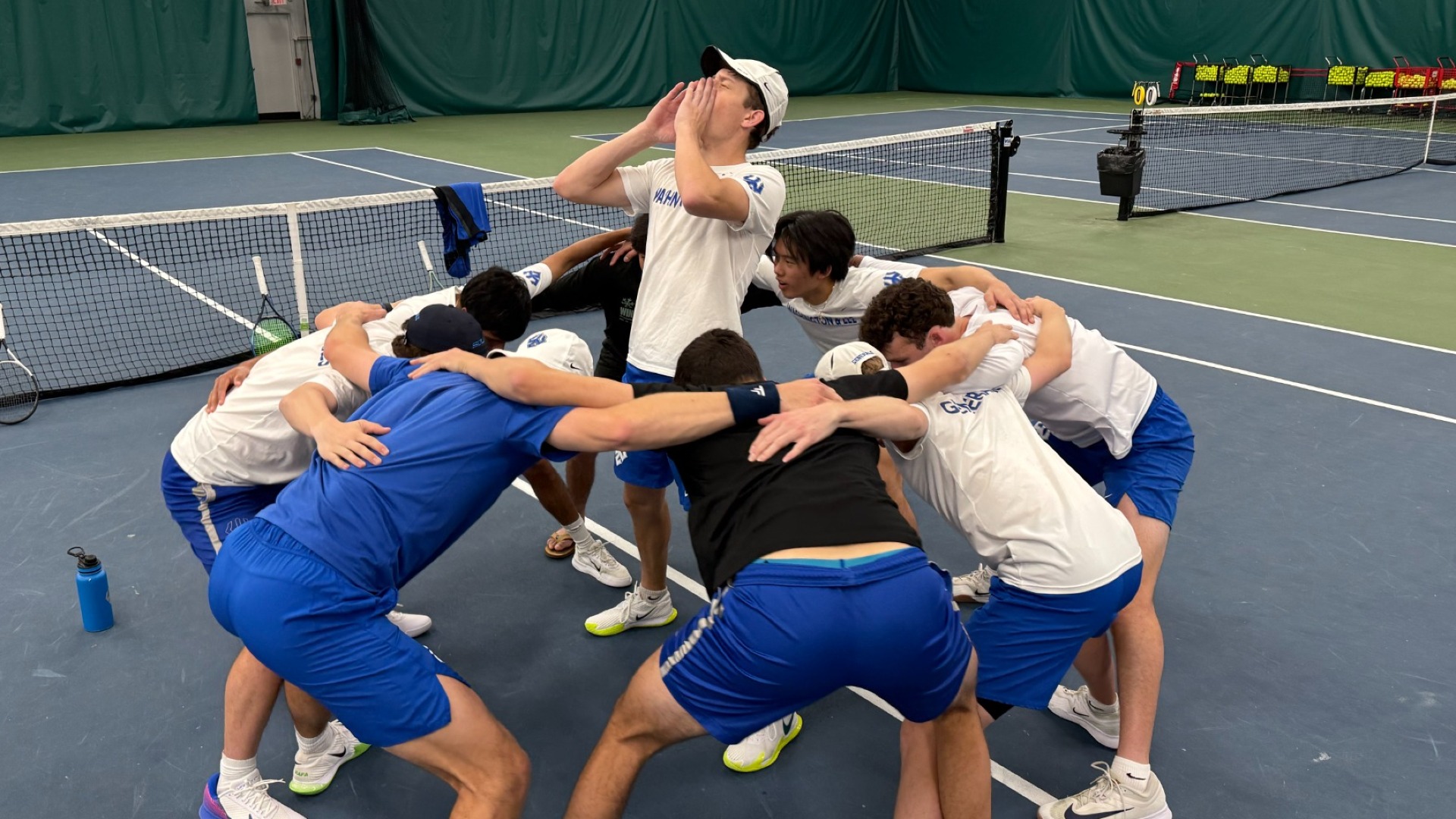 W&L Men's Tennis pre-match huddle