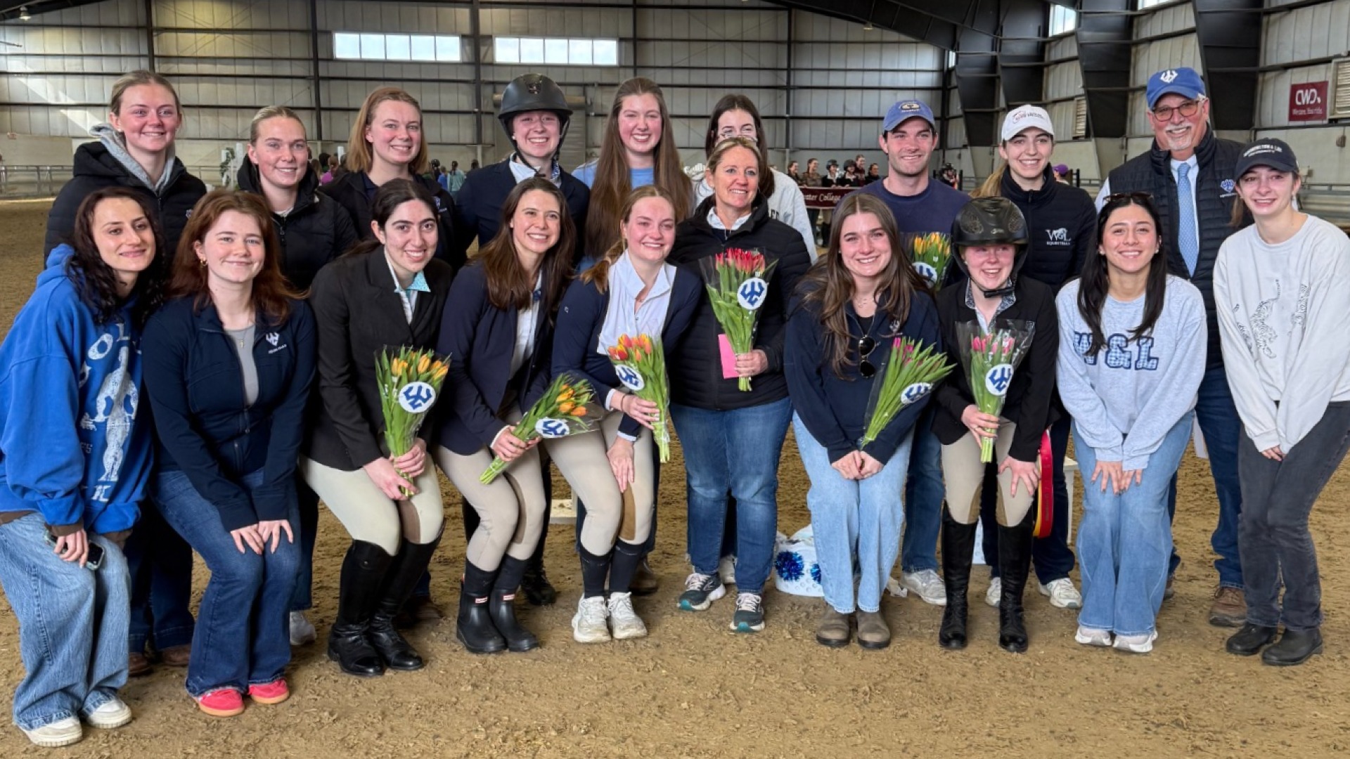 2026 Equestrian Senior Group Picture