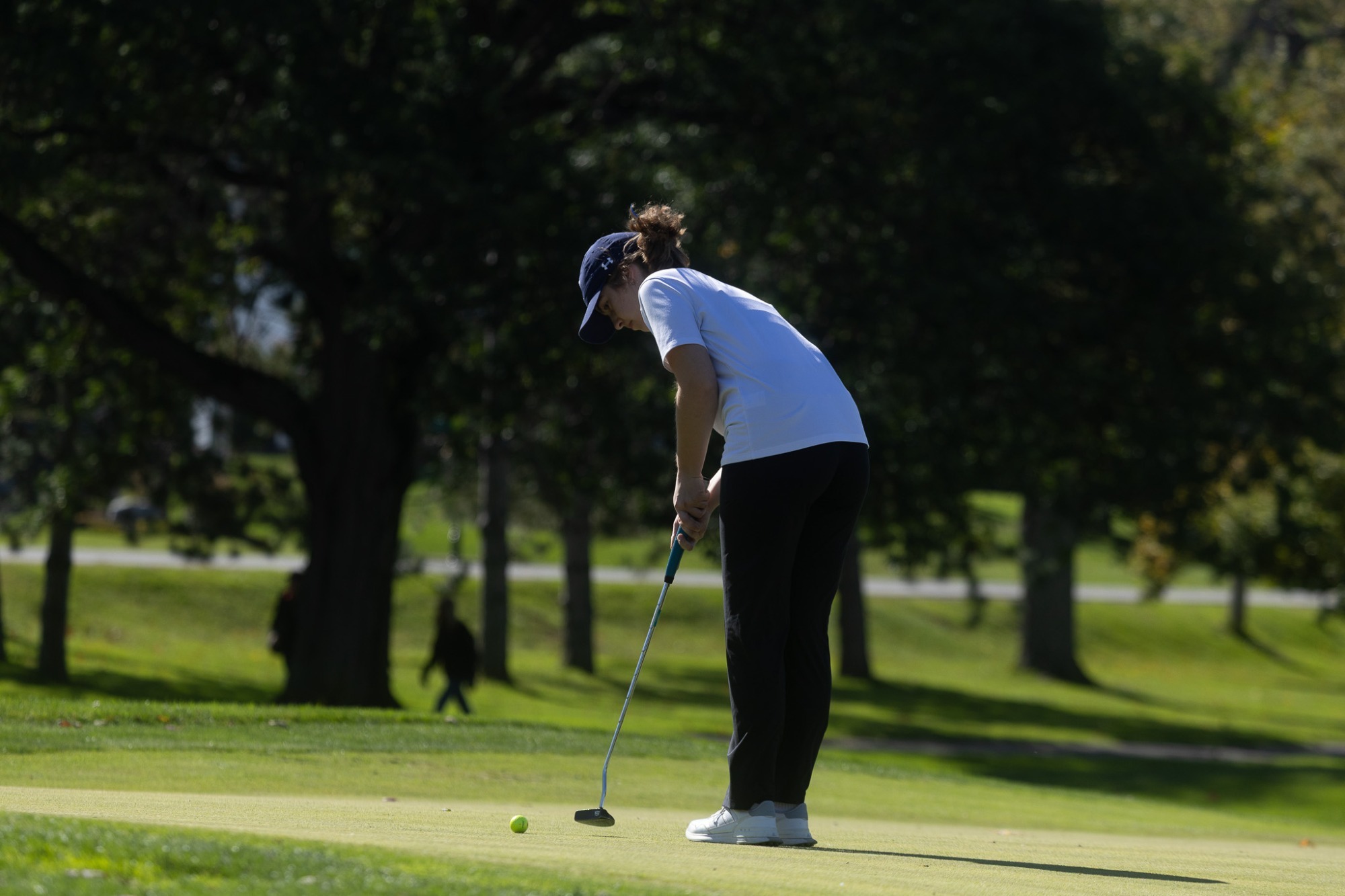 Women's Golf Putting