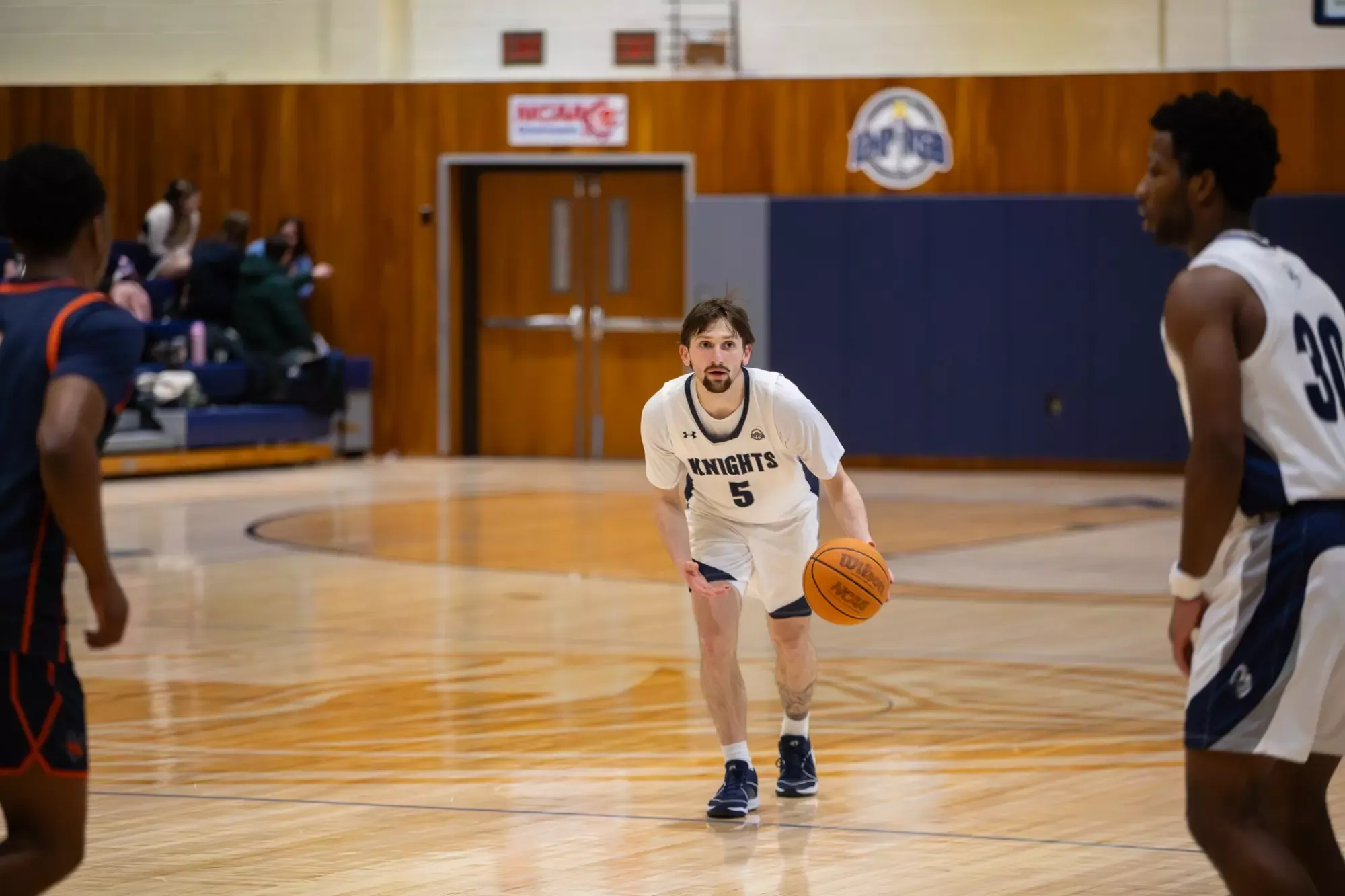 Men's Basketball vs Utica