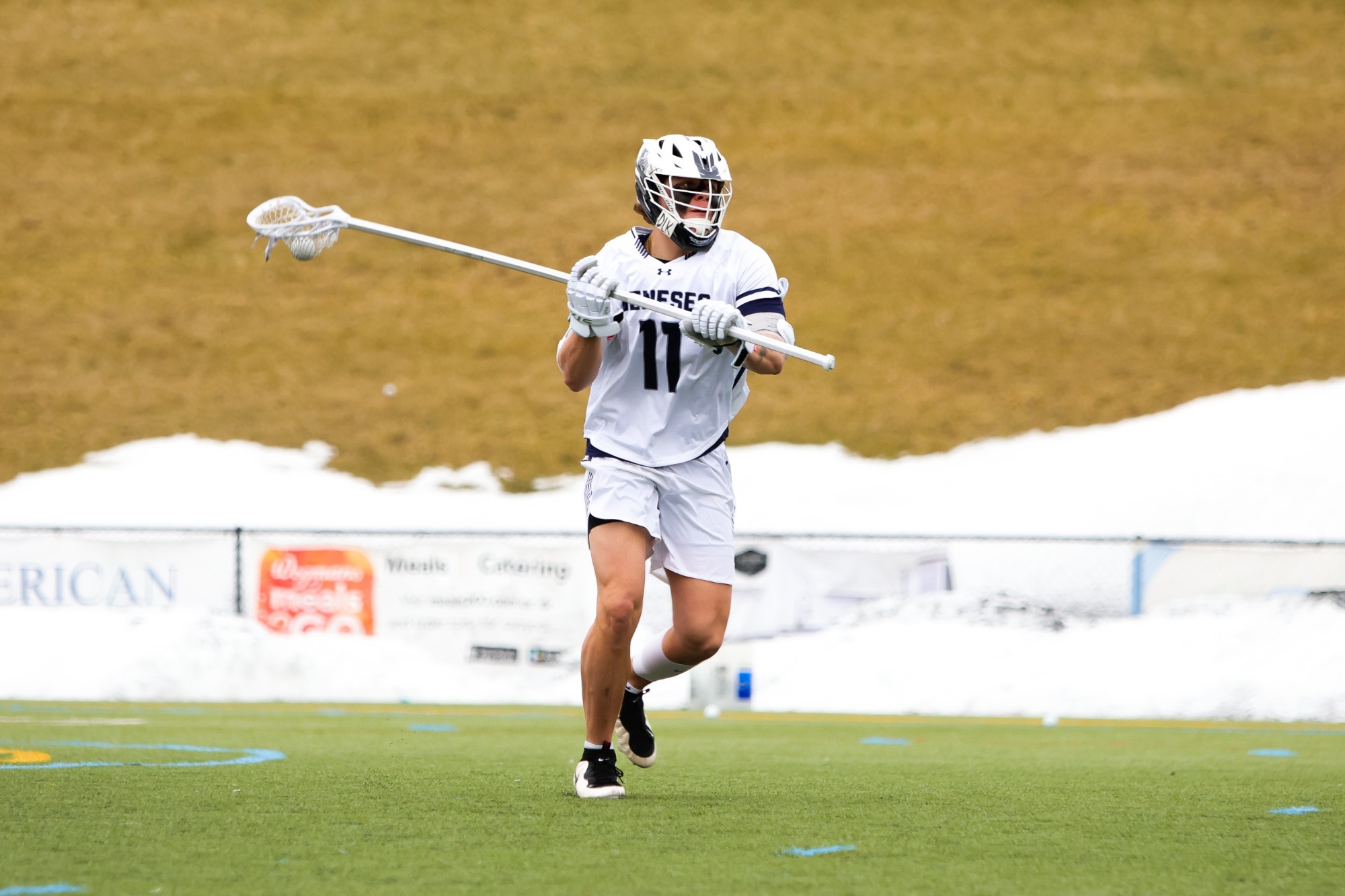 Josh Knapp throwing a pass