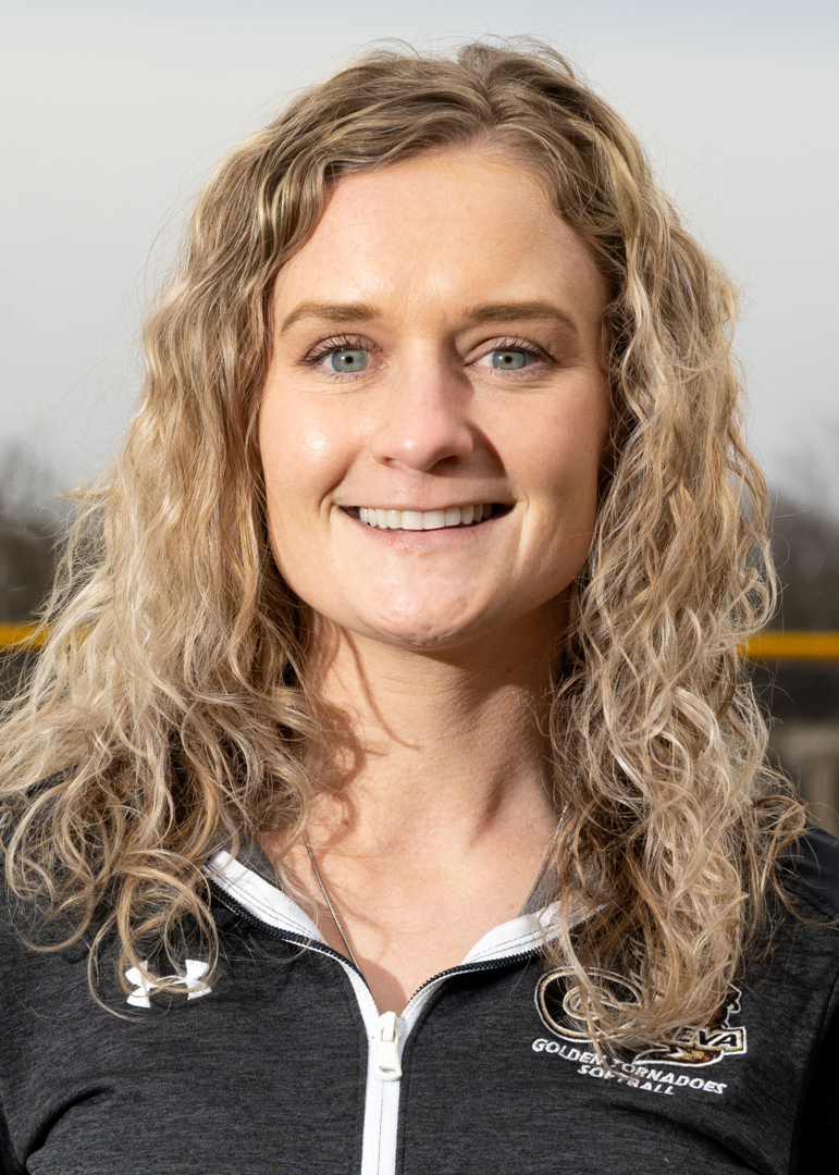Geneva College Womens Softball Team & Players