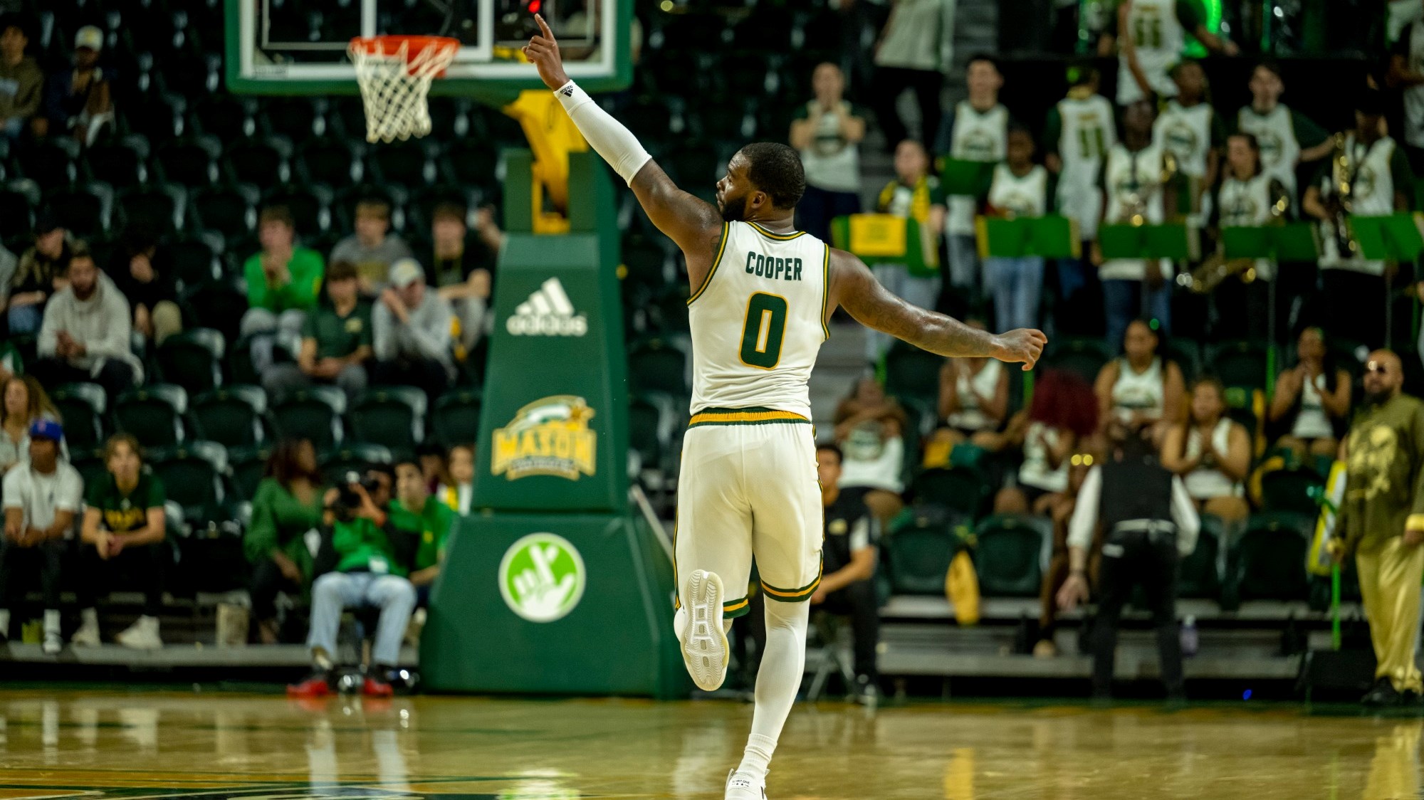 DeVon Cooper - Men's Basketball - George Mason University Athletics