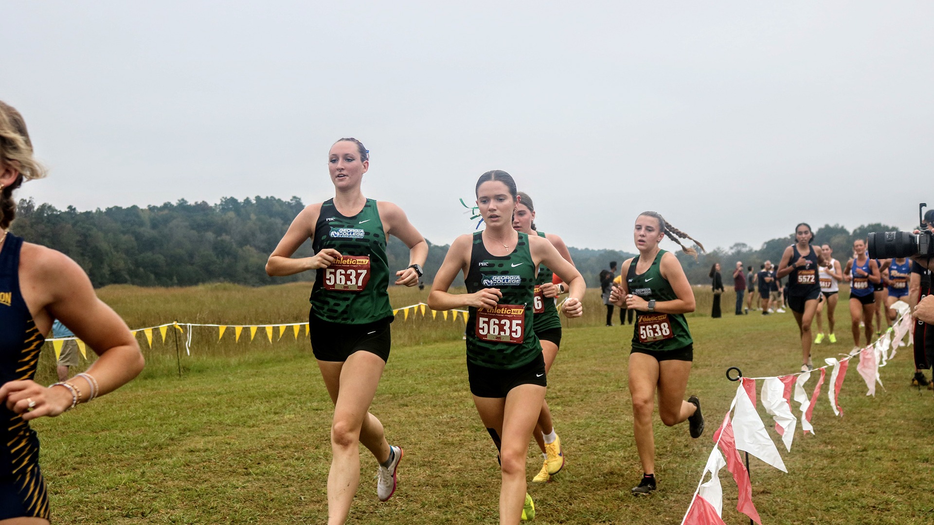 Emma Jow (#5637), Keli George (#5635), Ana Miller (#5638)