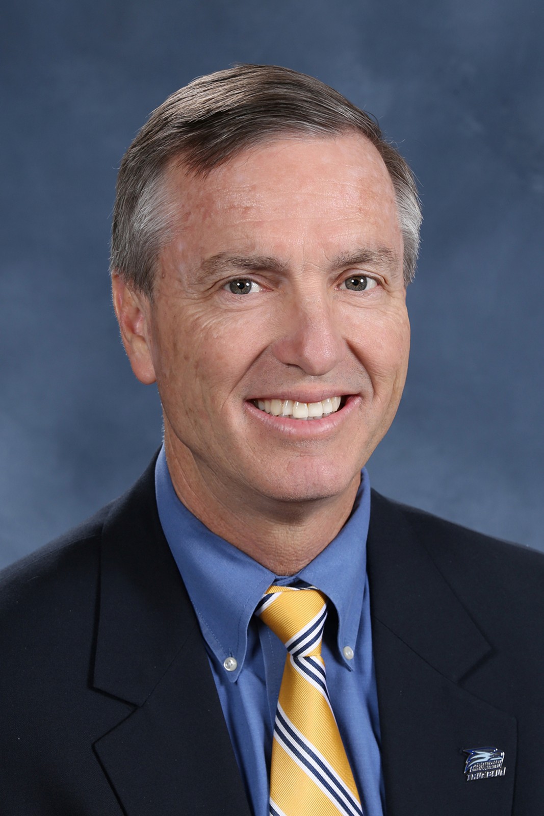 Head Coach Willie Fritz