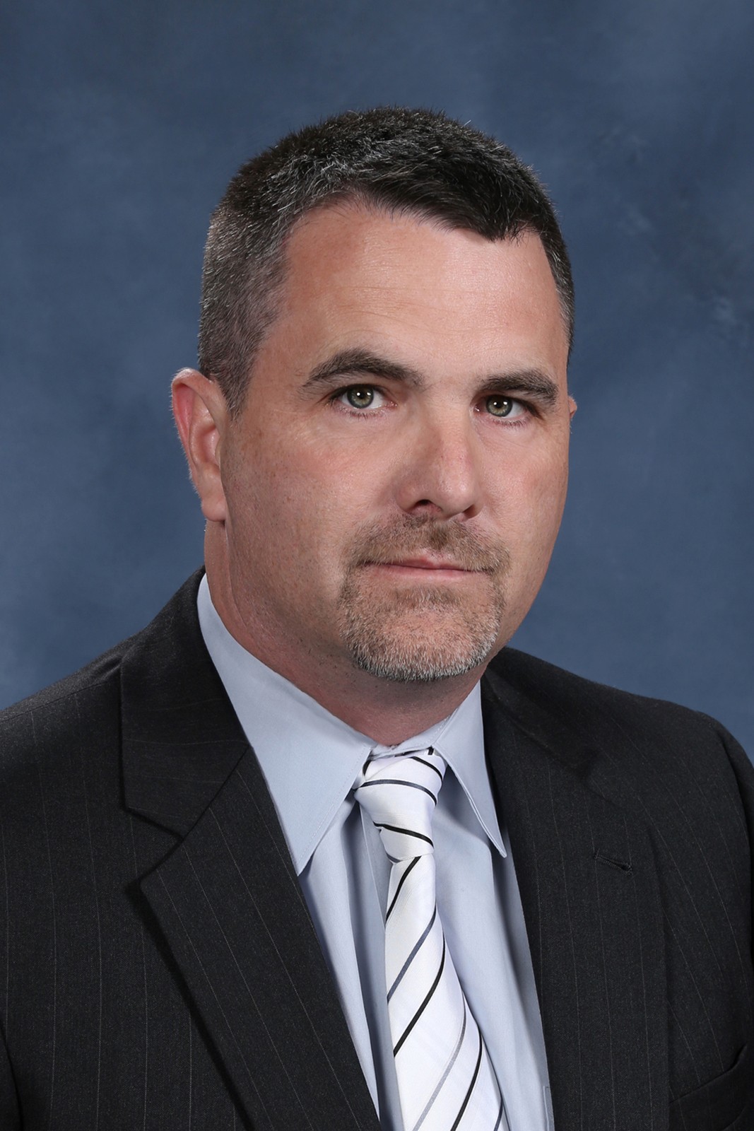 Assistant Coach Kevin Peoples