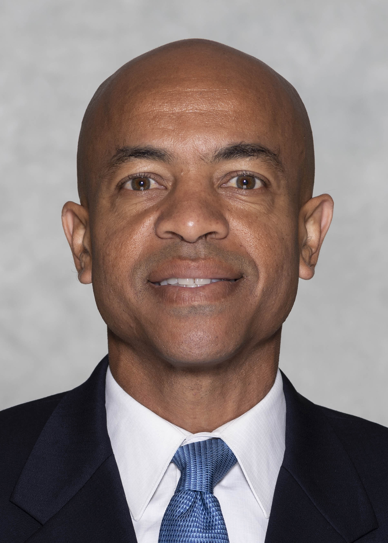 Cliff Warren