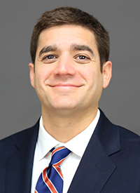Evan Elberg headshot
