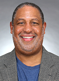 Kevin Thomas Headshot