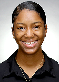 Jentle Sheridan Headshot