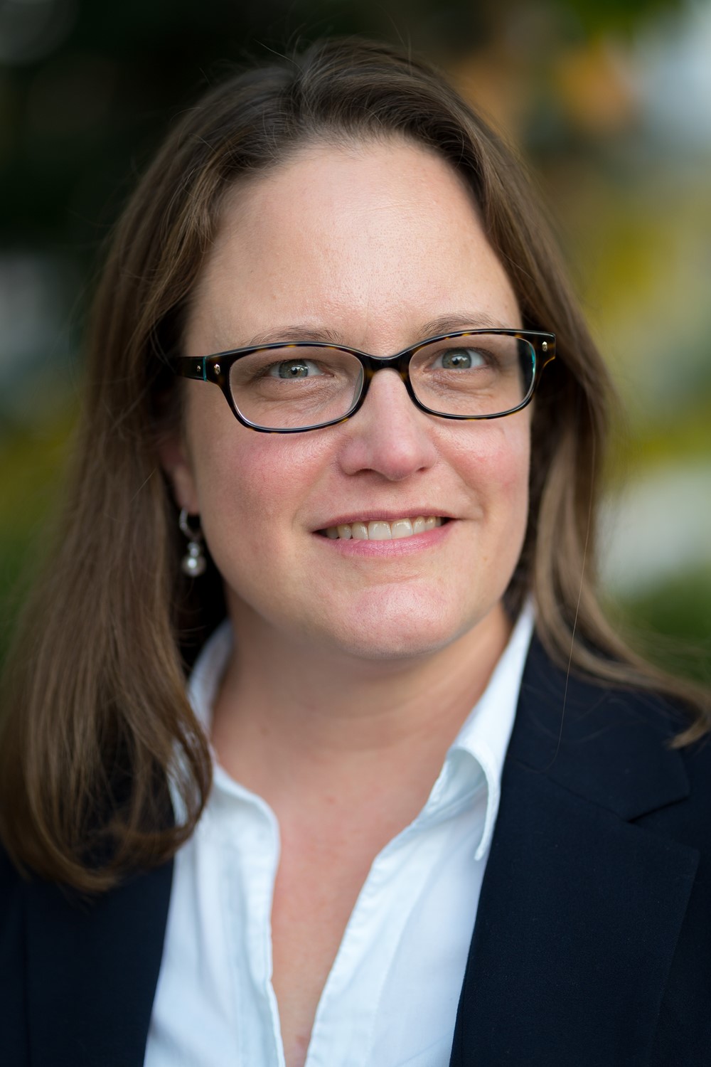 Meg Blume-Kohout headshot