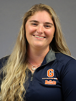 Madison Macharsky headshot