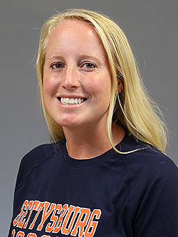 Courtney Stull headshot