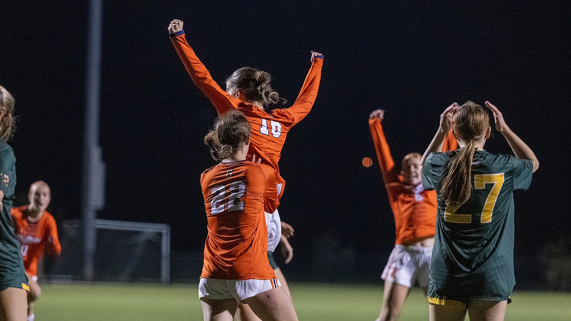 Karissa Hufnagle celebrates the game-tying goal