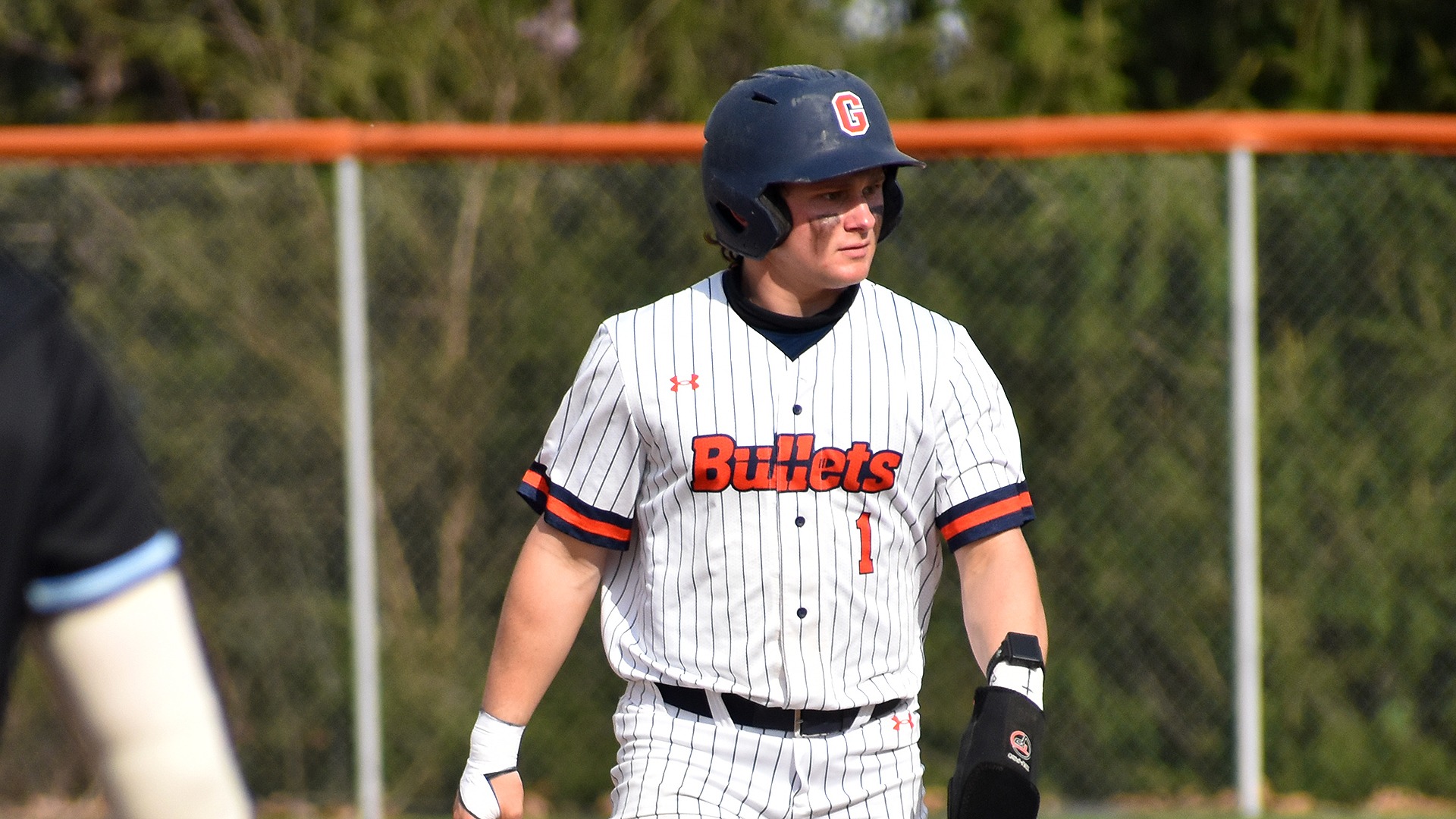 Will Bercaw takes a lead off second base