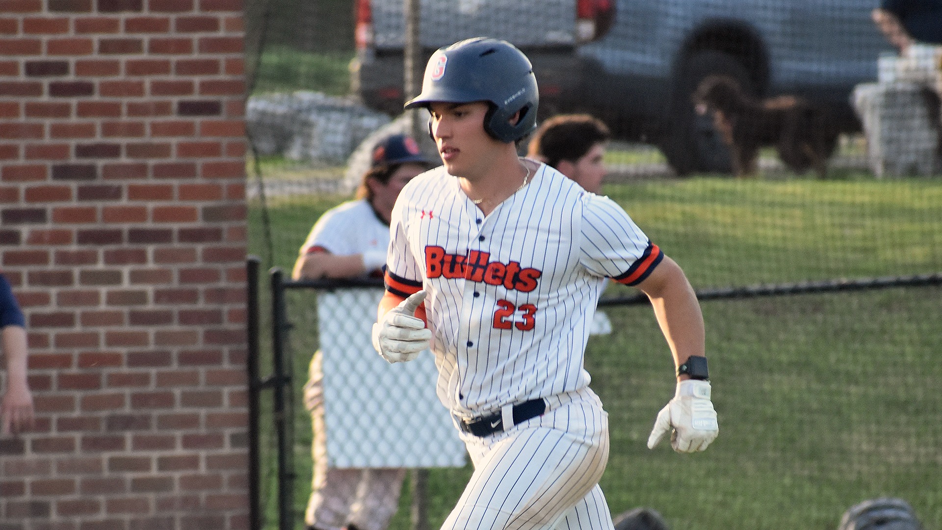 Michael Fischetti running