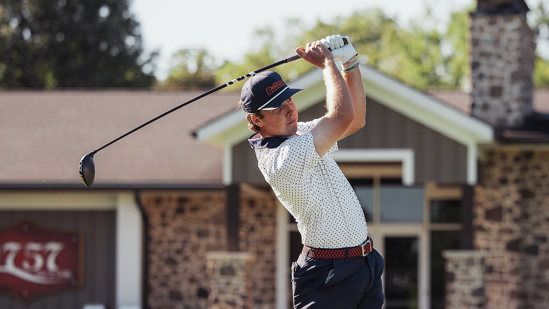 Daniel Casanta tees off