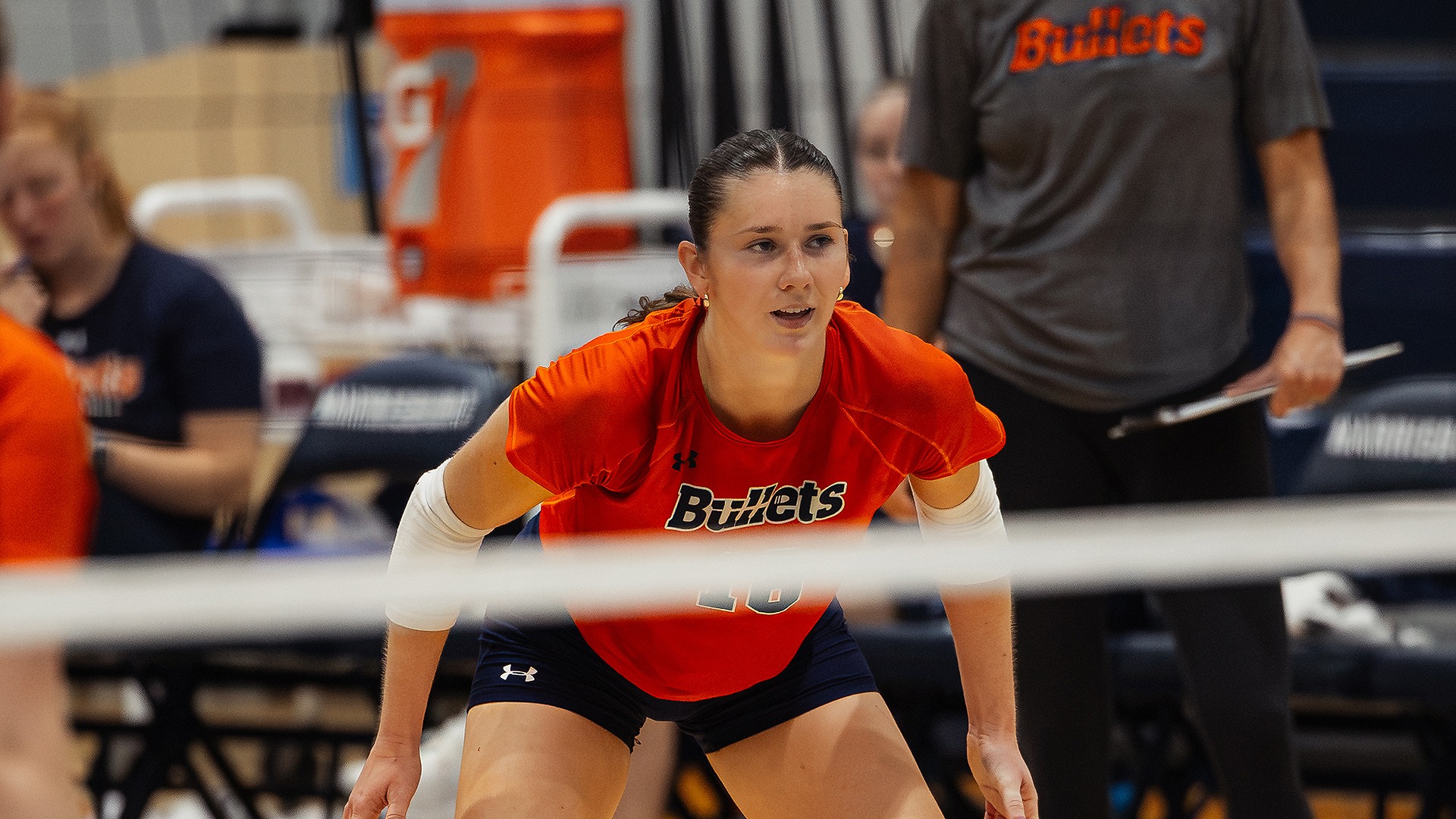 Clare Farrell ready for serve