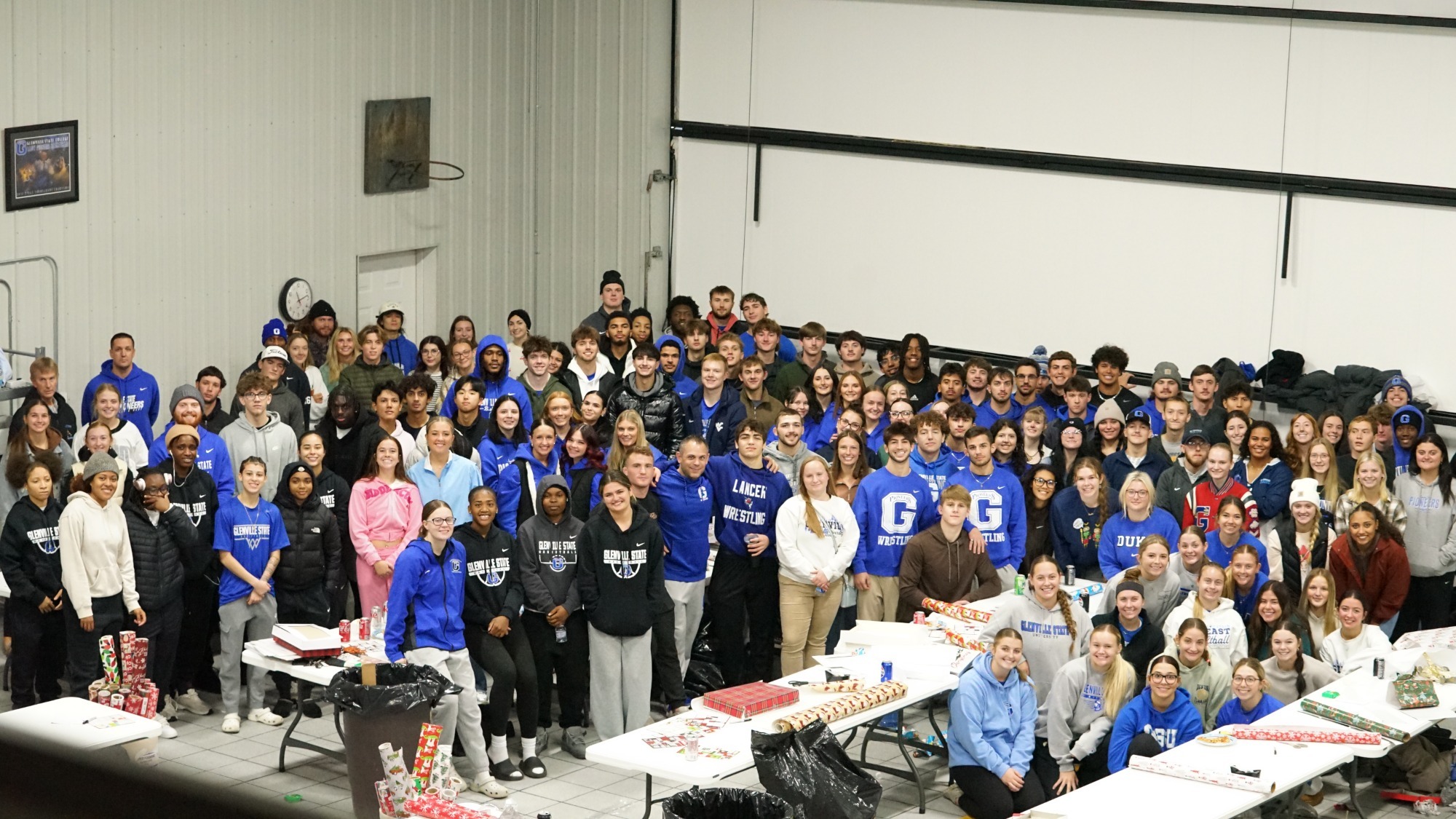 Gift Wrapping 11.12.2025