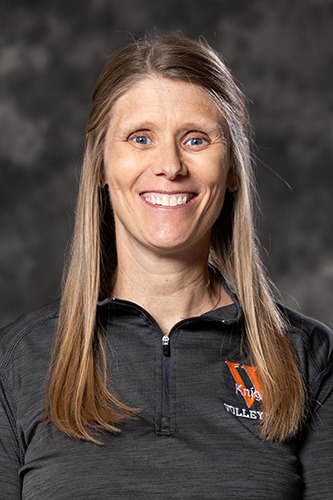 DeAnn Akins