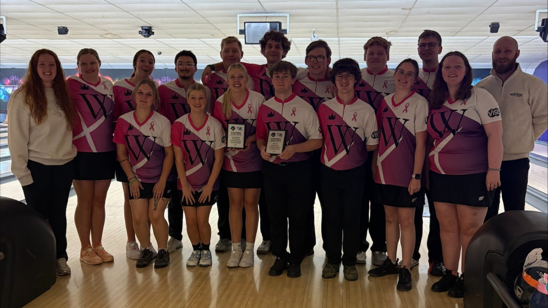 M/W Bowling at Stout Invite