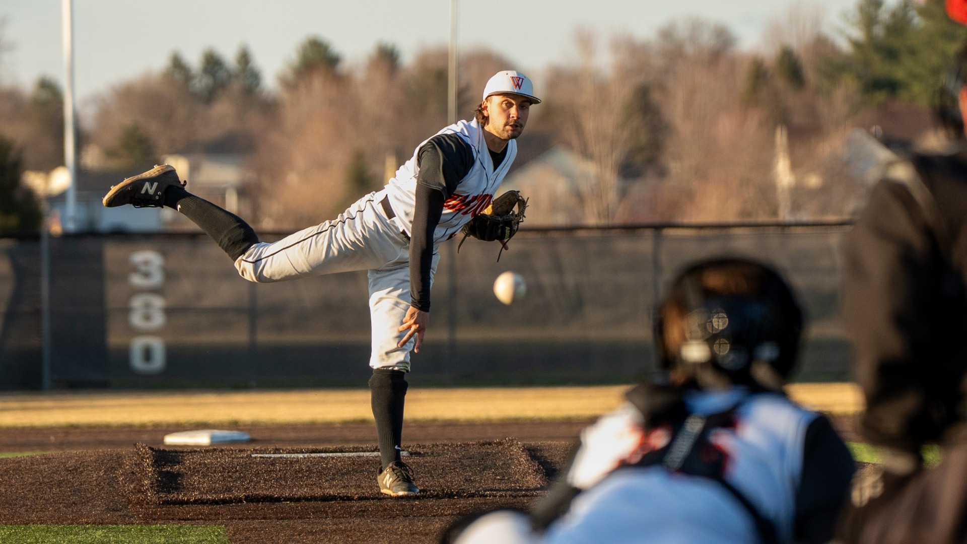 Emerson Alberhasky vs Central