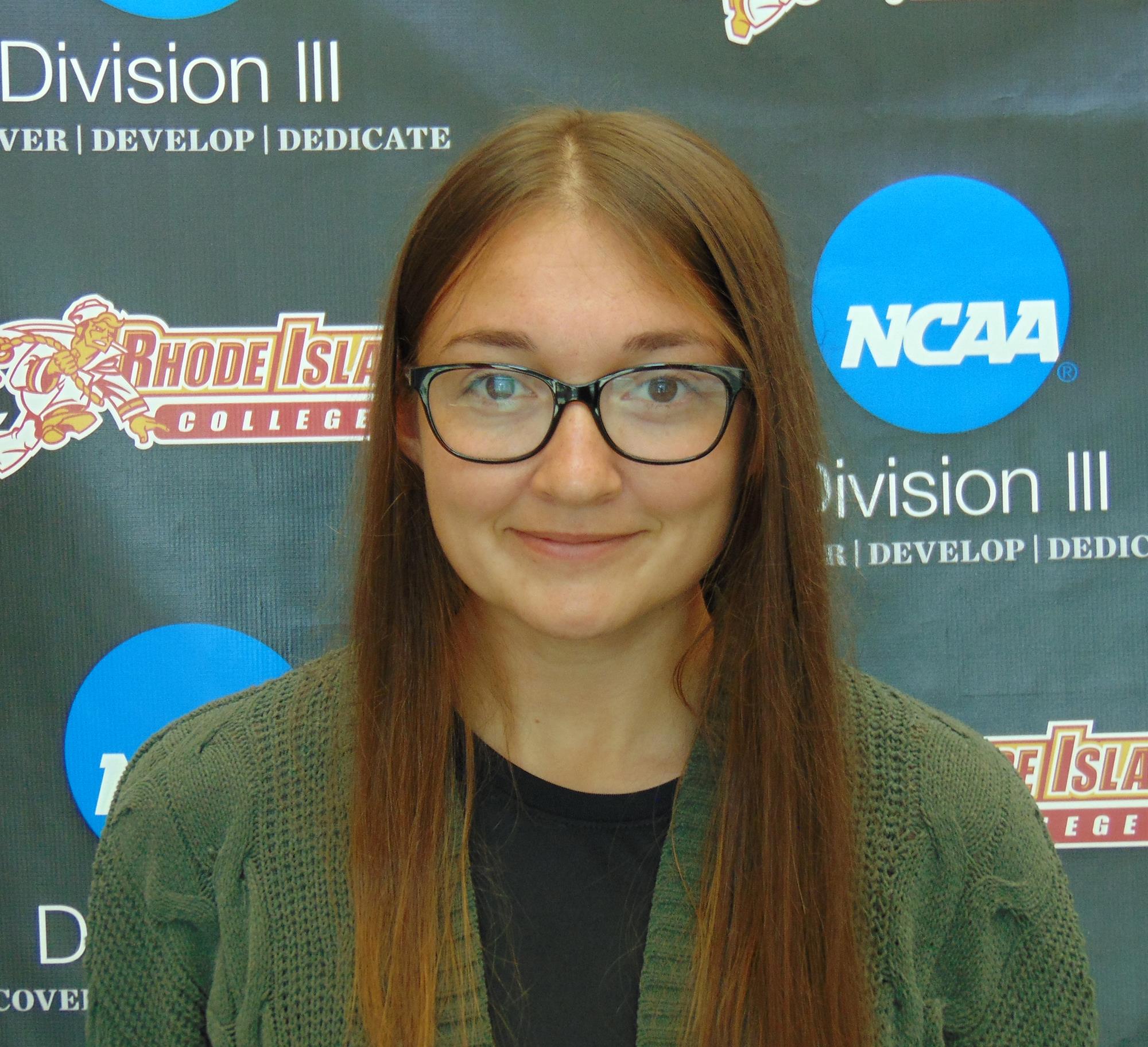 Sadie Campanella  2021-22 Headshot