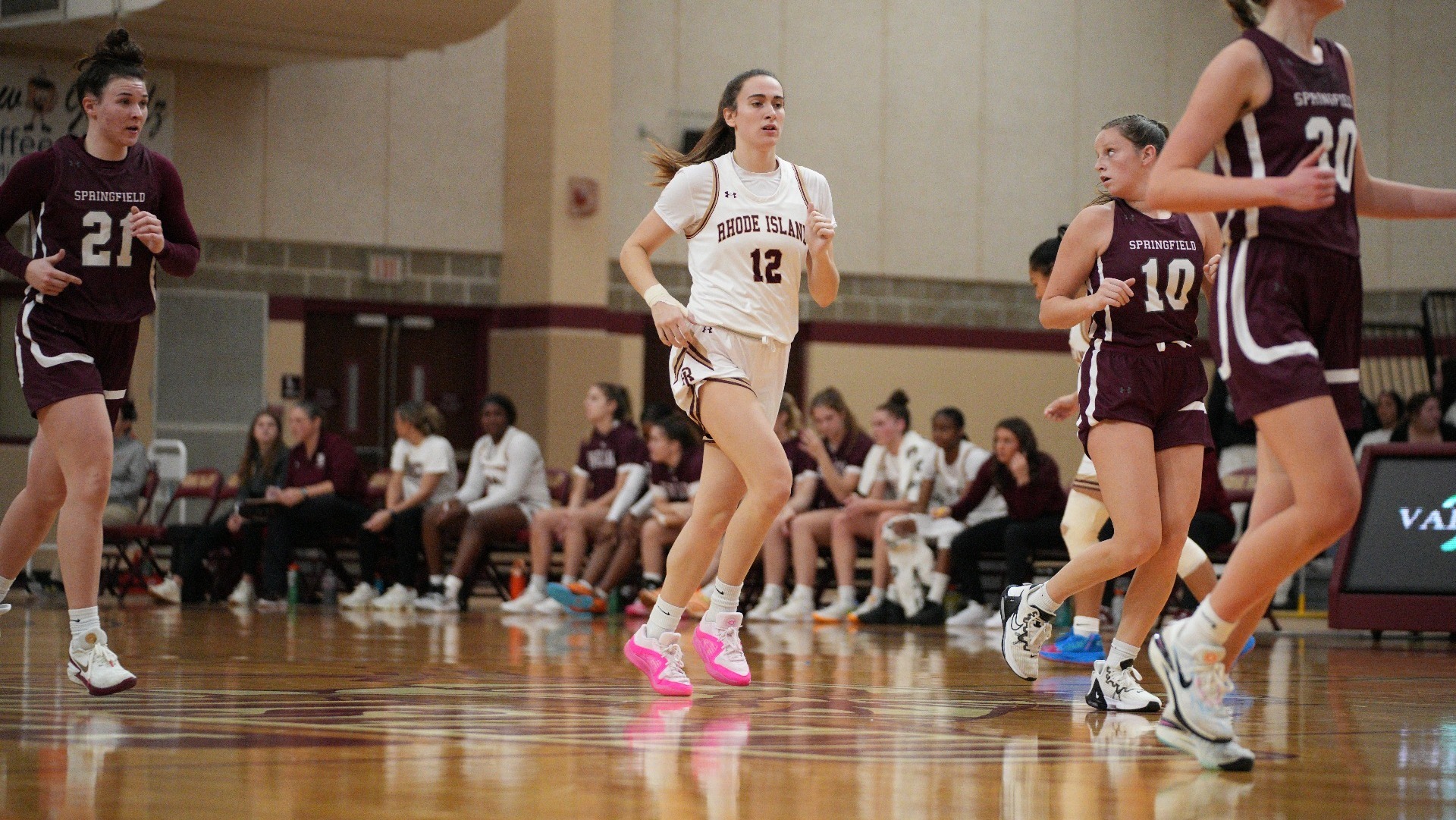 No. 3 Women's Basketball Hammers Eastern Connecticut, 8735 Rhode