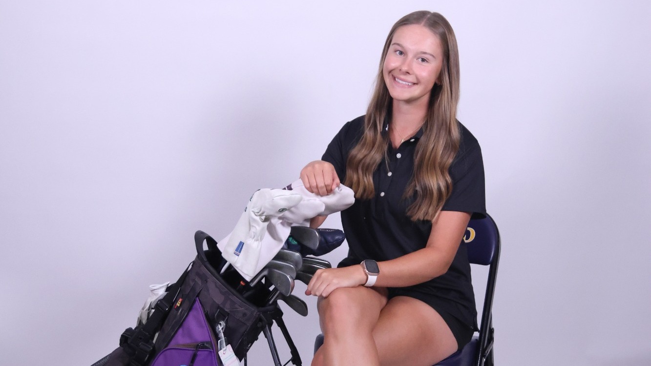 2025-26 Paramore WGOLF marketing shot