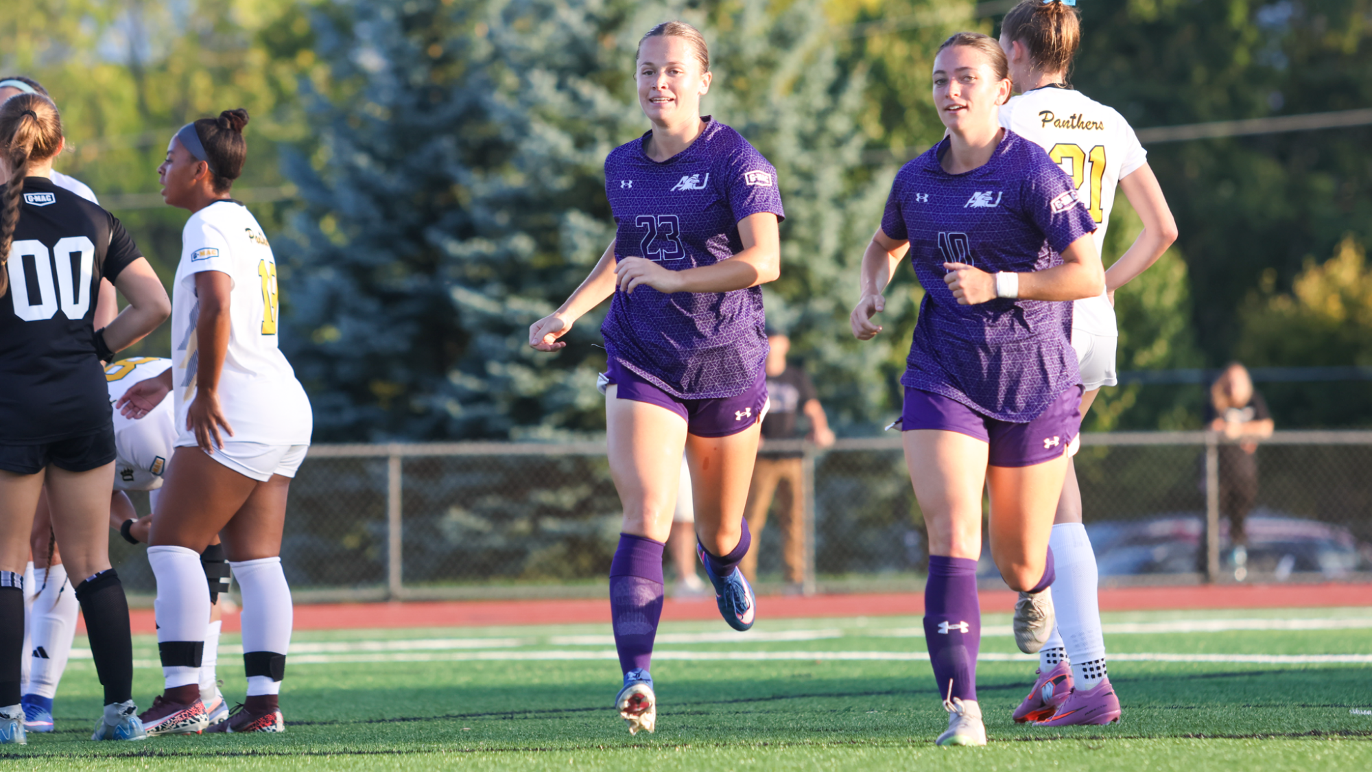 Schneider and Richardson 2026 WSOC home action shot